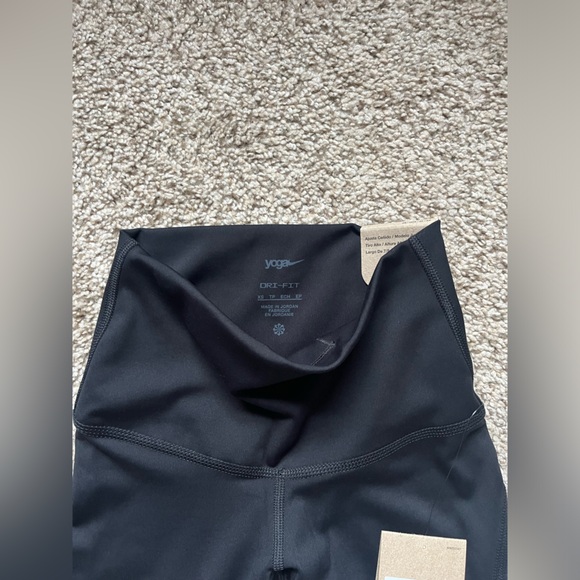 Nike Women’s Dri-Fit High-Rise 7/8 Crop Legging Tights Size XS DM7673-010 - Picture 3 of 6